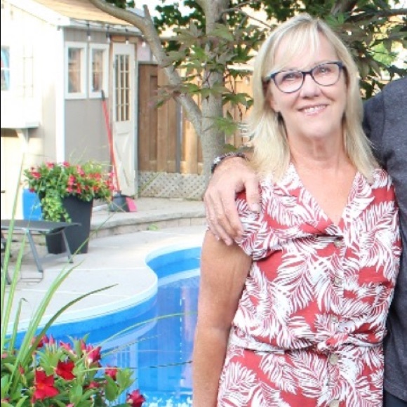 Meet your Posher, Diana - Picture 1 of 1